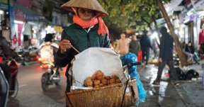 Giải đáp thắc mắc bán hàng rong có cần đăng ký kinh doanh từ luật sư